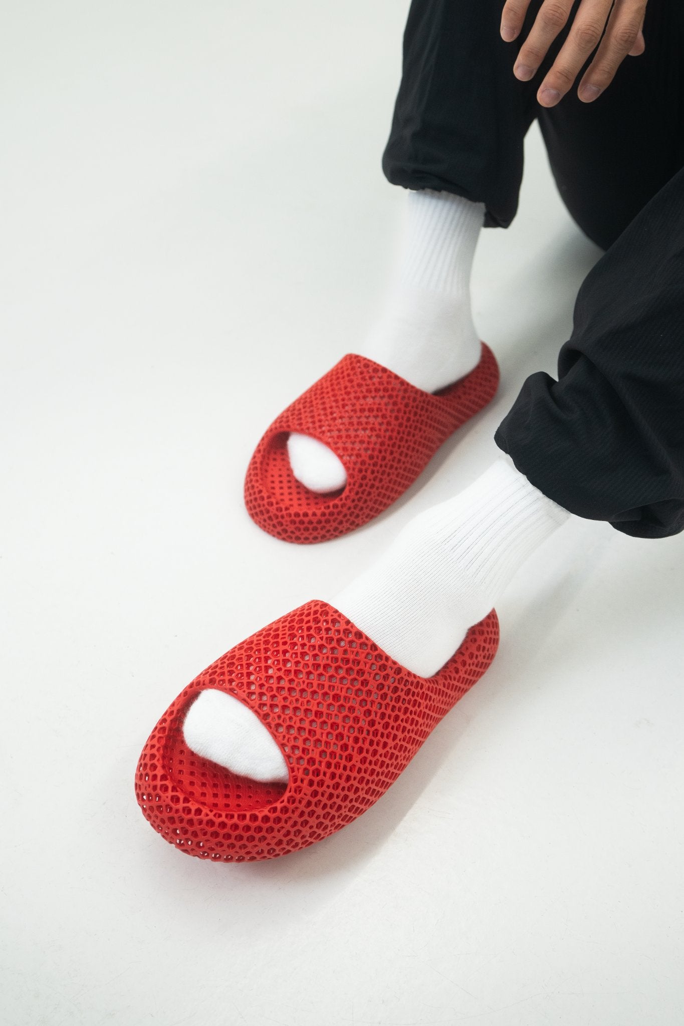 DOLPHIN PRO | STARAY Futuristic 3D-Printed Streetwear Slides-inferno-red-8